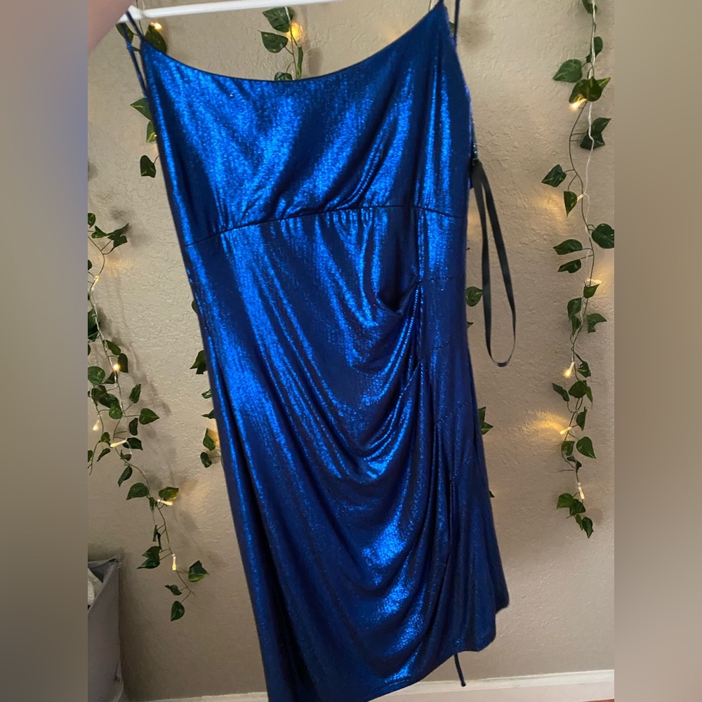 blue shimmery hoco dress!!